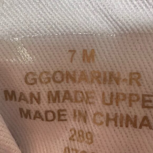 GBG Los Angeles Sneakers🍒 - Picture 5 of 5